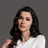 Nesrin Cavadzade